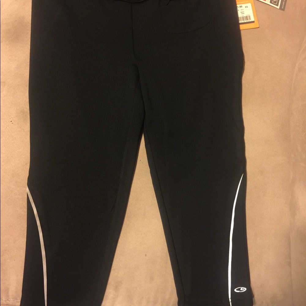 New black xs champion athletic Capri pants